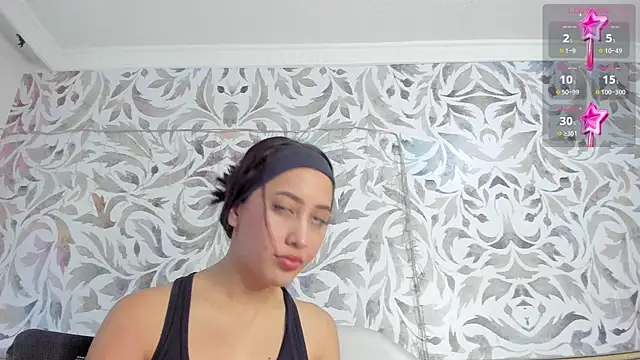 valentina cortes72 online show from 01.25.25