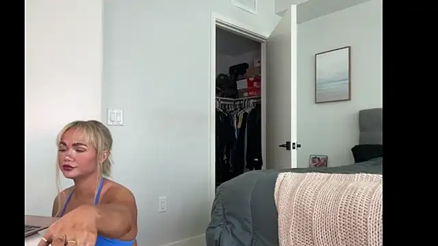 ElenaErickson online show from 04.08.26