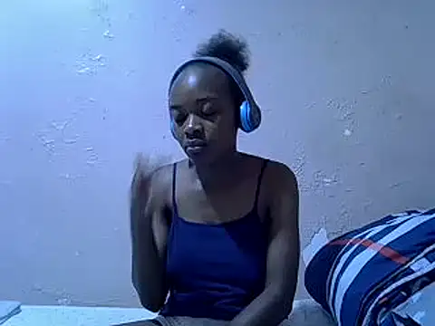 Snapshot of just_nuru chatting on 03.03.25 just nuru online show from 03.03.25