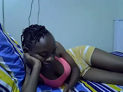 Snapshot of just_nuru chatting on 09.10.25 just nuru online show from 09.10.25