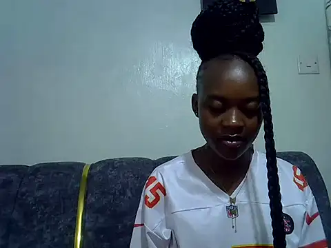 Snapshot of just_nuru chatting on 10.22.25 just nuru online show from 10.22.25