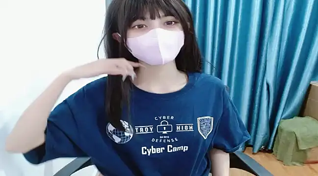 Snapshot of Cici_babier chatting on 12.15.24 Cici babier online show from 12.15.24