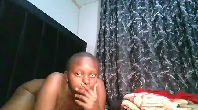 Snapshot of Sexy_barb2 chatting on 02.15.25 Sexy barb2 online show from 02.15.25