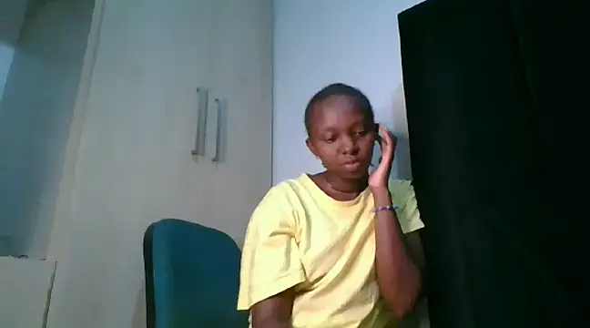 Snapshot of Sexy_barb2 chatting on 02.18.25 Sexy barb2 online show from 02.18.25