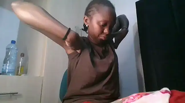 Snapshot of Sexy_barb2 chatting on 02.24.25 Sexy barb2 online show from 02.24.25