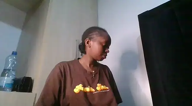 Snapshot of Sexy_barb2 chatting on 02.28.25 Sexy barb2 online show from 02.28.25