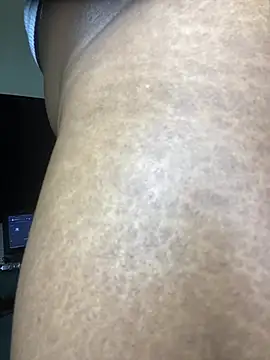 Snapshot of Sexy_barb2 chatting on 02.20.26 Sexy barb2 online show from 02.20.26