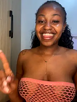 Snapshot of hot_daily chatting on 09.19.25 hot daily online show from 09.19.25