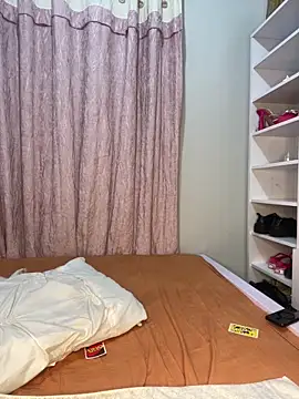 Snapshot of hot_daily chatting on 11.08.25 hot daily online show from 11.08.25