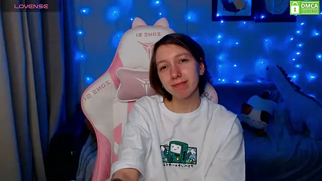 Snapshot of LeahGottty chatting on 12.26.24 LeahGottty online show from 12.26.24