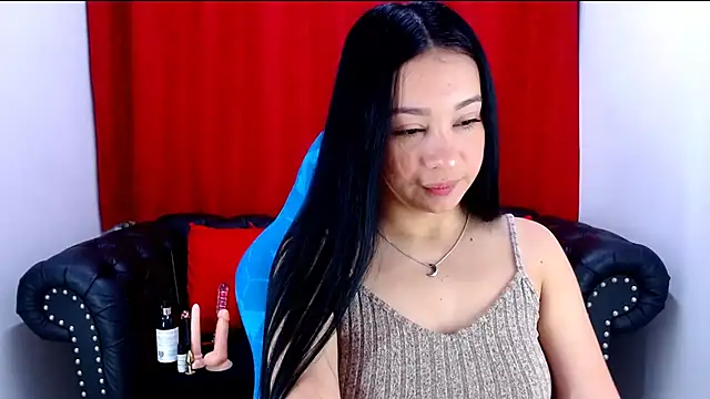 Lila Pinky online show from 01.21.25