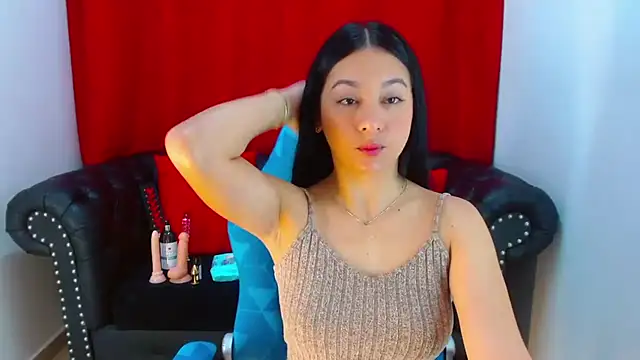 Lila Pinky online show from 02.17.25