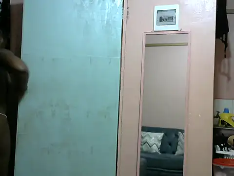 slender-qwene online show from 03.31.26