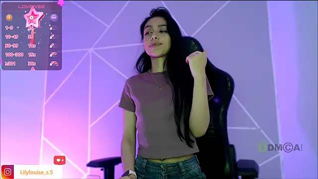lilylouisee online show from 11.07.25