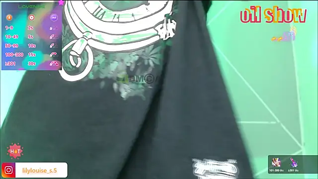 lilylouisee online show from 11.11.25