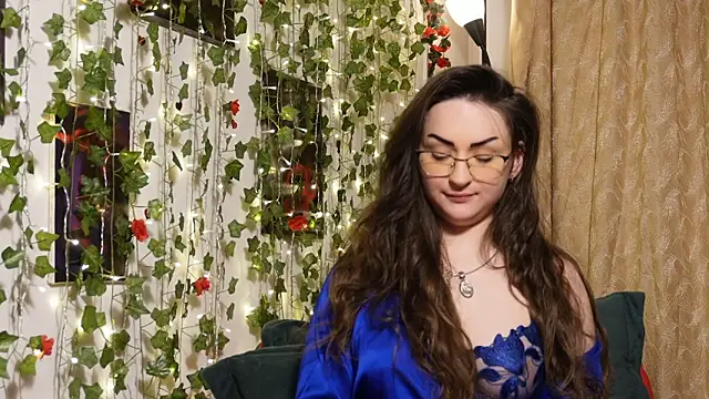 Snapshot of NaughtYHomemadE chatting on 03.04.26 NaughtYHomemadE online show from 03.04.26