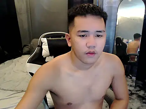 xgregor07 online show from 10.22.25