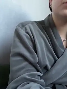 Snapshot of ellie_ssexy chatting on 10.11.25 ellie ssexy online show from 10.11.25