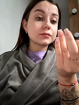 Snapshot of ellie_ssexy chatting on 10.23.25 ellie ssexy online show from 10.23.25