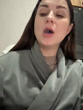 Snapshot of ellie_ssexy chatting on 10.30.25 ellie ssexy online show from 10.30.25