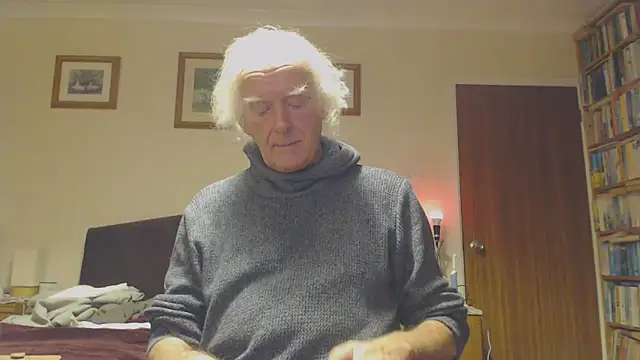 Snapshot of WaverlyKernow chatting on 12.21.24 WaverlyKernow online show from 12.21.24