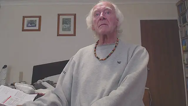 Snapshot of WaverlyKernow chatting on 02.24.25 WaverlyKernow online show from 02.24.25