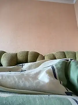 Snapshot of vlas-82 chatting on 12.18.24 vlas-82 online show from 12.18.24