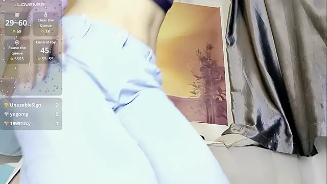 Ti amo UU online show from 10.20.25