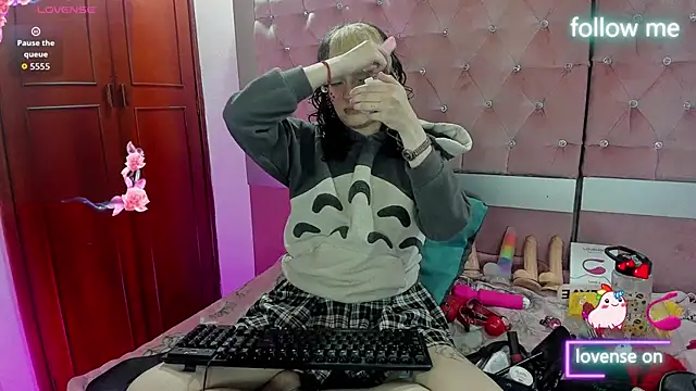 neeko princes online show from 12.17.25