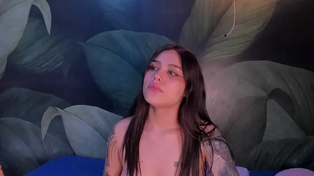 Snapshot of sweett_dirty chatting on 01.12.25 sweett dirty online show from 01.12.25