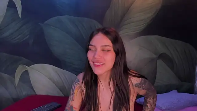 Snapshot of sweett_dirty chatting on 02.26.25 sweett dirty online show from 02.26.25
