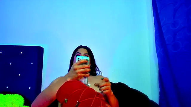 Aliice Doll online show from 10.01.25