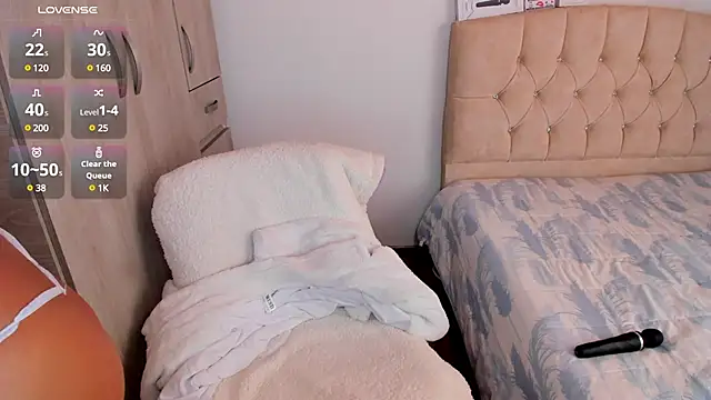 emily1  online show from 12.02.24