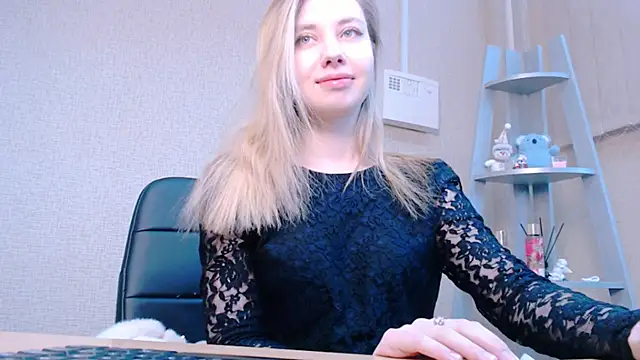 AliceFire  online show from 02.26.25