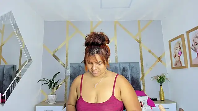 angelina castroo online show from 01.28.25