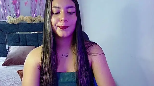 Snapshot of Lia_14_ chatting on 10.17.25 Lia 14 online show from 10.17.25