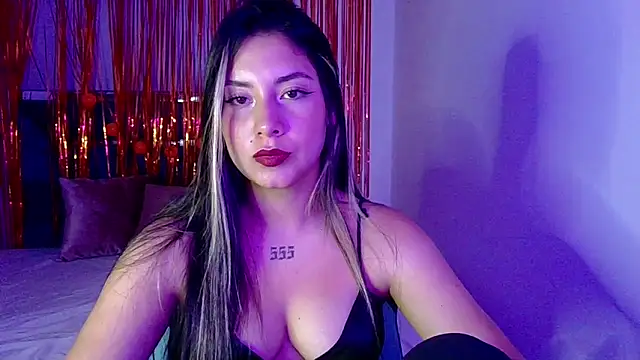 Lia 14  online show from 12.15.25