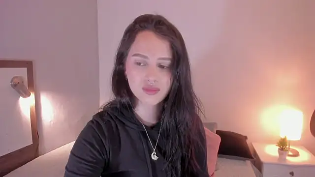 Snapshot of MELISSA_ALVAREZ chatting on 12.30.24 MELISSA ALVAREZ online show from 12.30.24