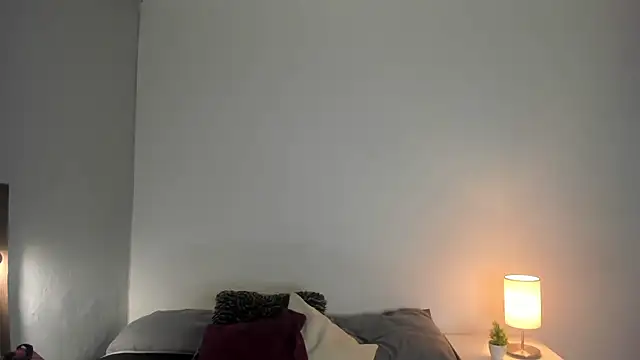 Snapshot of MELISSA_ALVAREZ chatting on 02.21.25 MELISSA ALVAREZ online show from 02.21.25