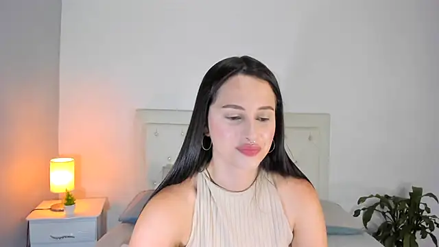 Snapshot of MELISSA_ALVAREZ chatting on 11.08.25 MELISSA ALVAREZ online show from 11.08.25