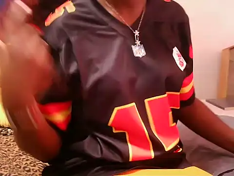 Snapshot of cindy_mia chatting on 11.04.25 cindy mia online show from 11.04.25