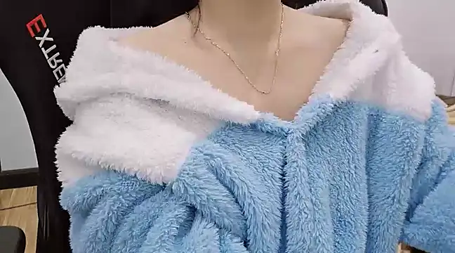 Kemmy babe20 online show from 02.14.25