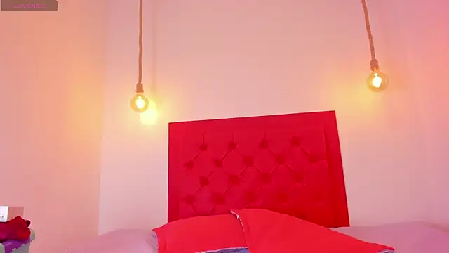 Emily cooper20 online show from 02.23.25