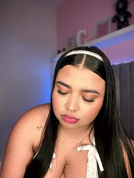 Emily cooper20 online show from 01.10.26