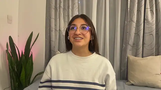 zoe moon18 online show from 01.24.25