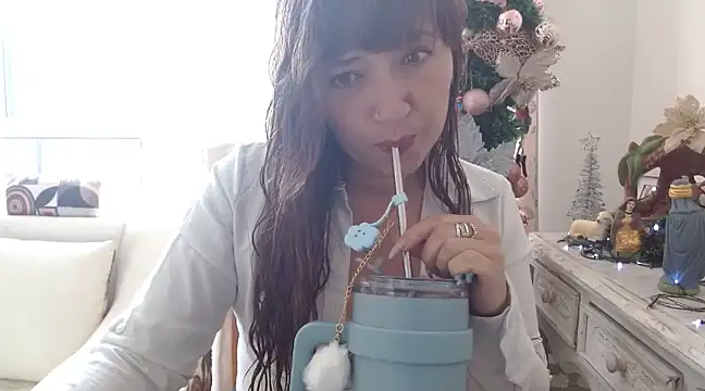 tata laima   online show from 12.03.24