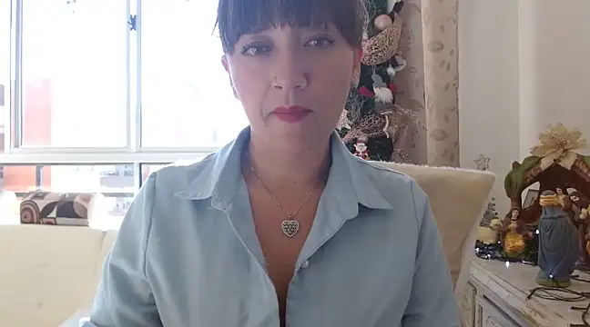 tata laima   online show from 12.04.24