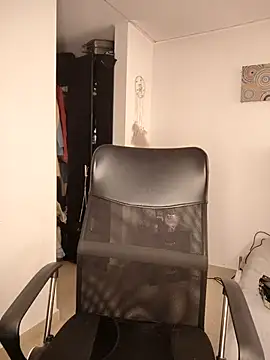 tata laima   online show from 03.11.25