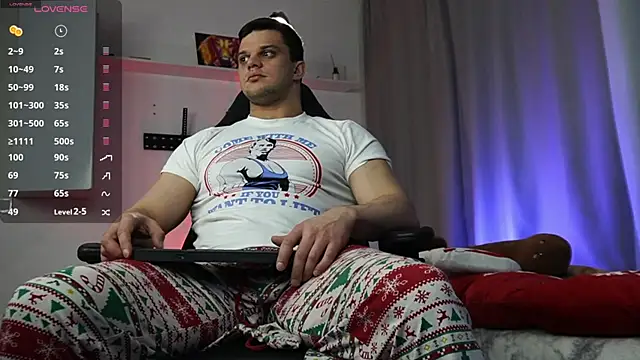 Snapshot of danielkraigforu chatting on 03.17.25 danielkraigforu online show from 03.17.25