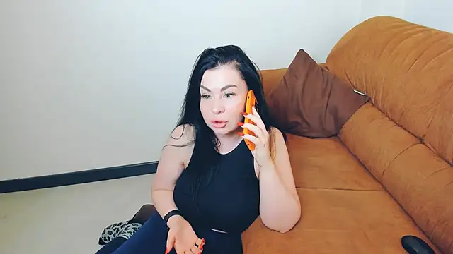 LayaFlow online show from 02.05.26